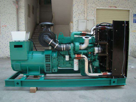 金平1100kw康明斯柴油发电机组图片 金平1100kw康明斯柴油发电机组图片